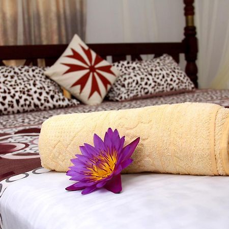 فندق Sethun House ميريسا الغرفة الصورة